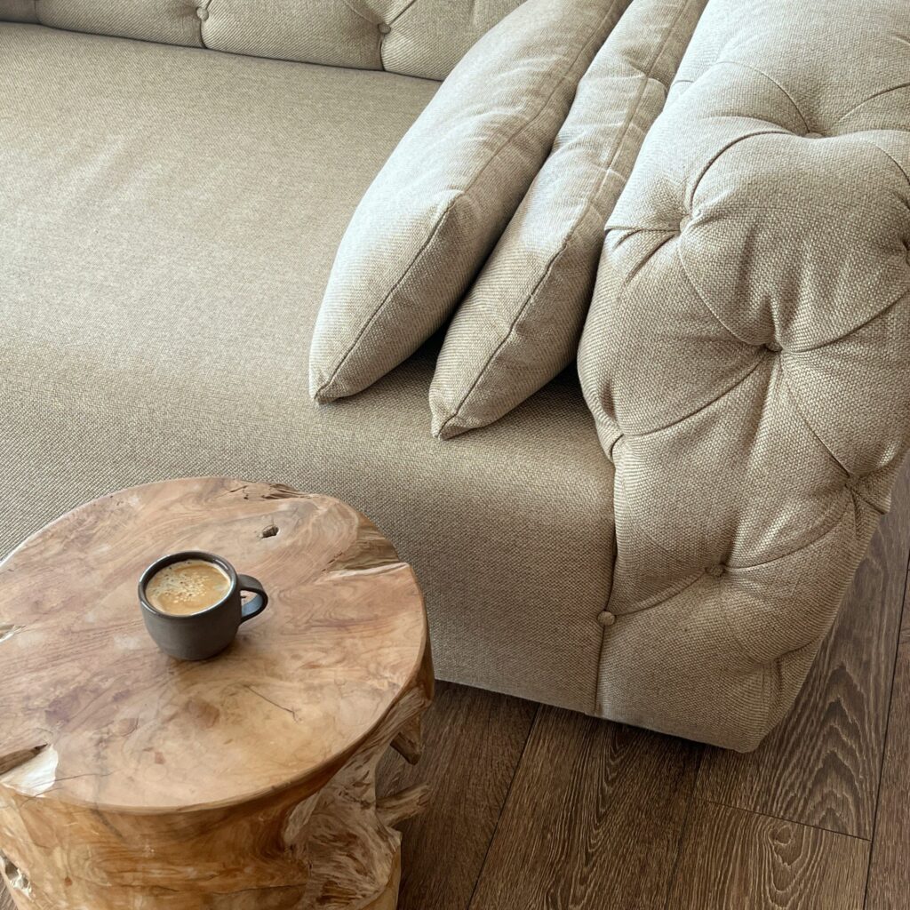 Services 21 kateryna horska iLlFBdocJsE unsplash 1 1